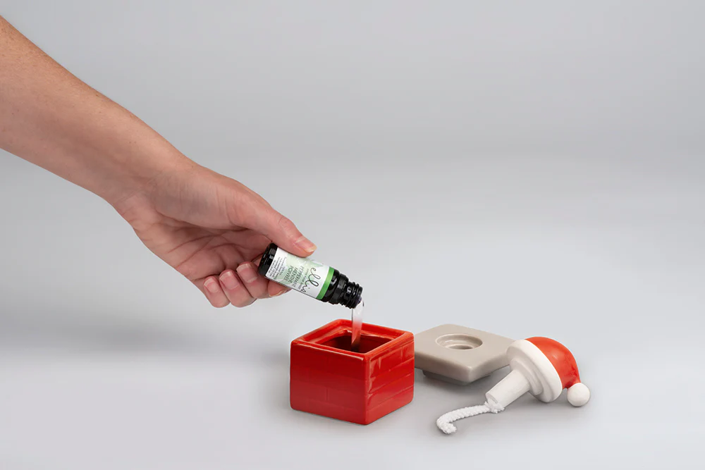 Santa Porcelain Aroma Diffuser - Image 2